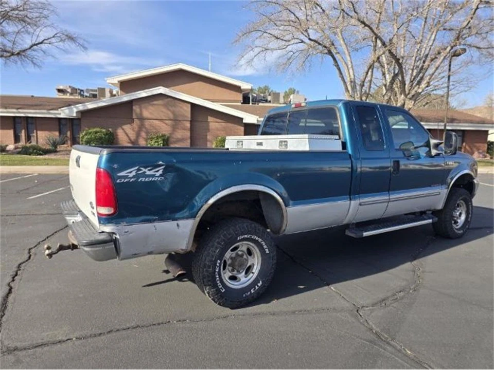 2000 Ford Super Duty 1st Gen - Image 18 of 20