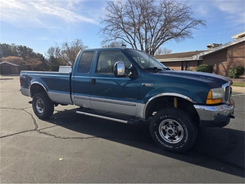 2000 Ford Super Duty 1st Gen - Image 14 of 20