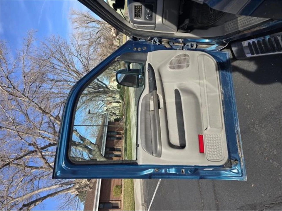 2000 Ford Super Duty 1st Gen - Image 9 of 20
