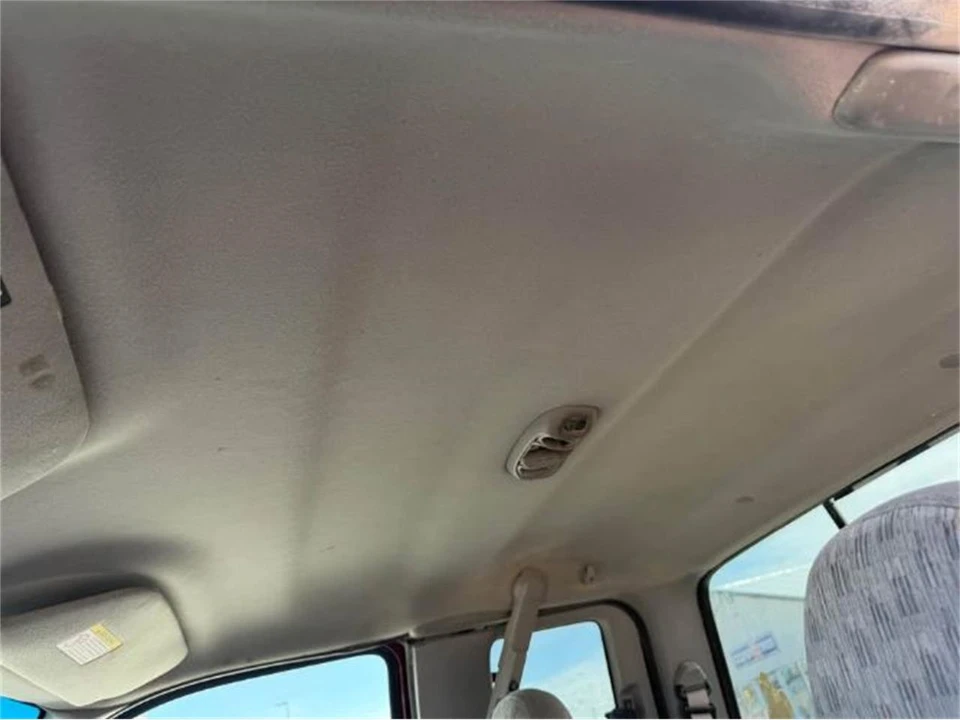 2000 Ford Super Duty 1st Gen - Image 12 of 19