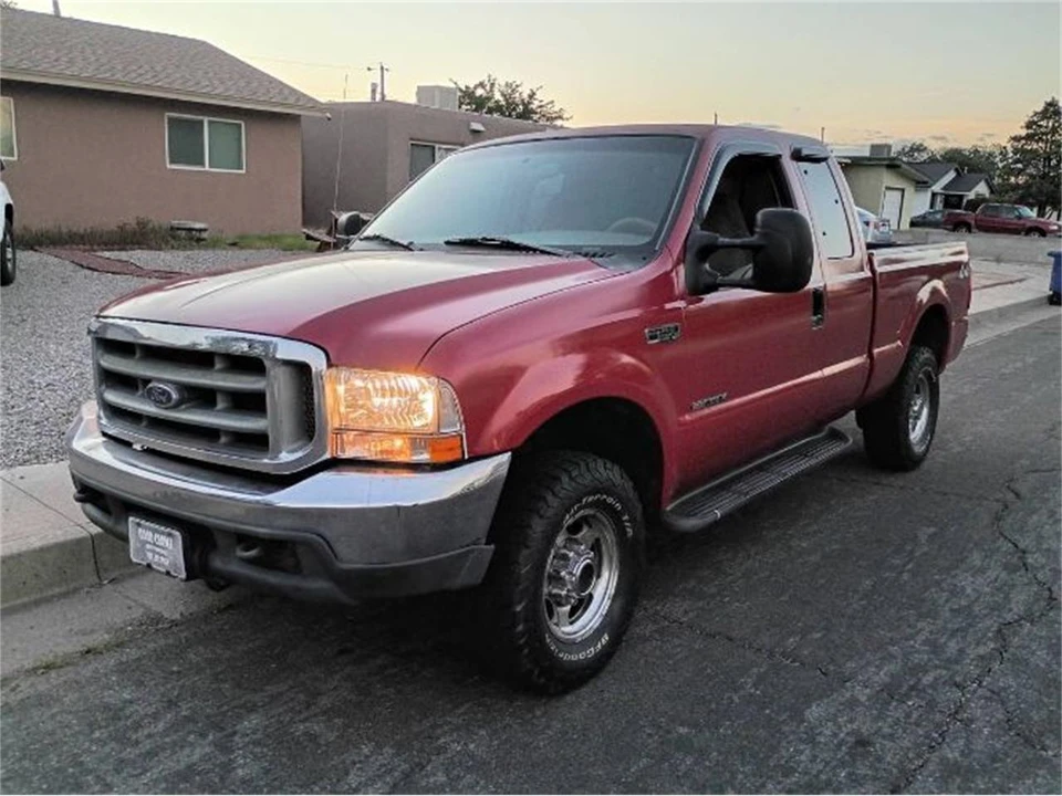 2000 Ford Super Duty 1st Gen - Image 3 of 9
