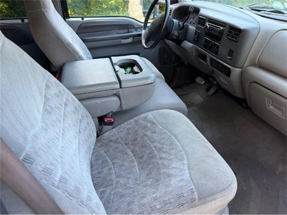 2000 Ford Super Duty 1st Gen - Image 4 of 11