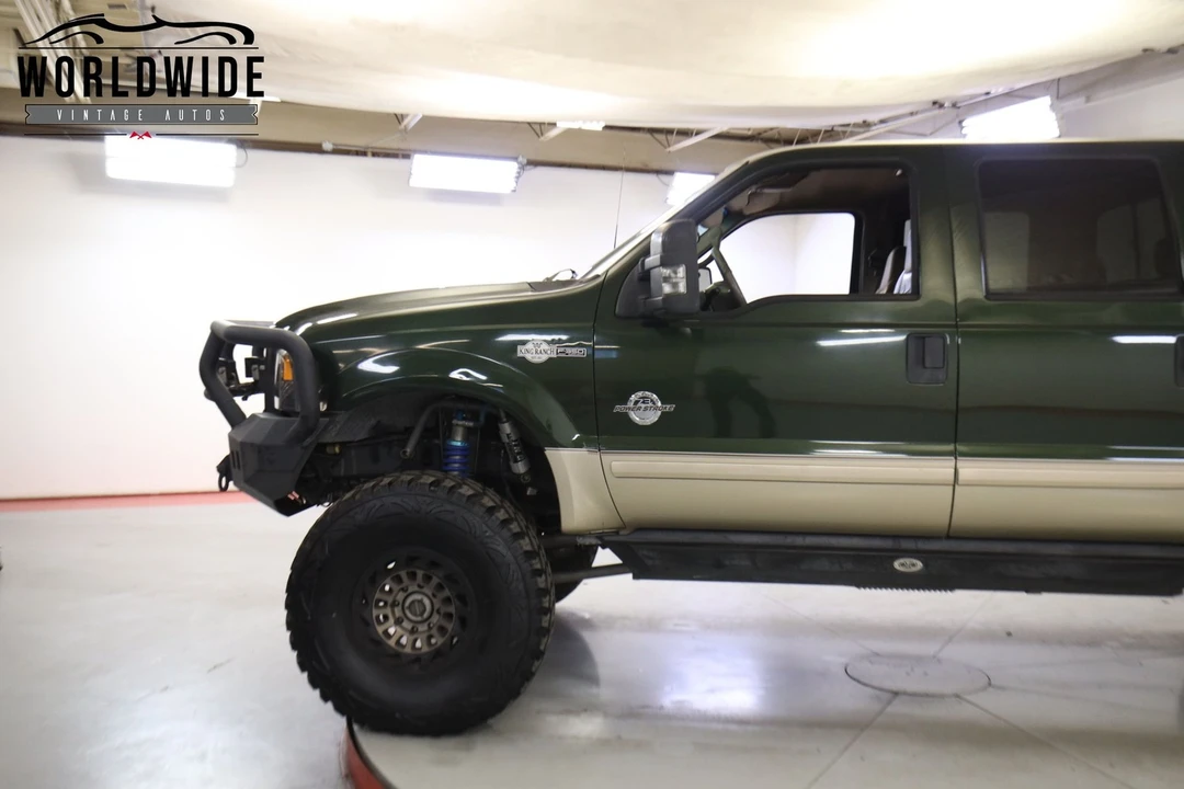 2000 Ford Super Duty 1st Gen - Image 7 of 12