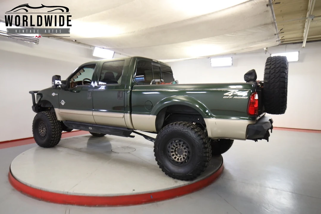 2000 Ford Super Duty 1st Gen - Image 5 of 12