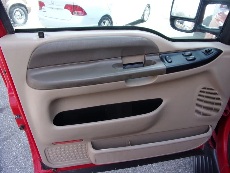 2000 Ford Super Duty 1st Gen - Image 15 of 24