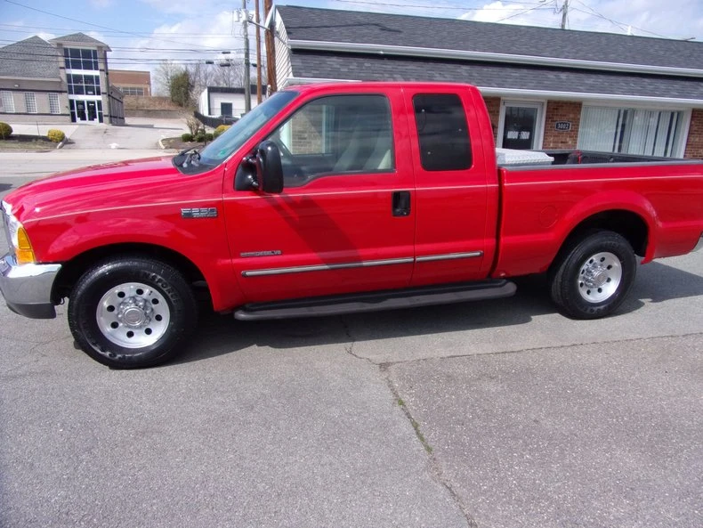 2000 Ford Super Duty 1st Gen - Image 3 of 24