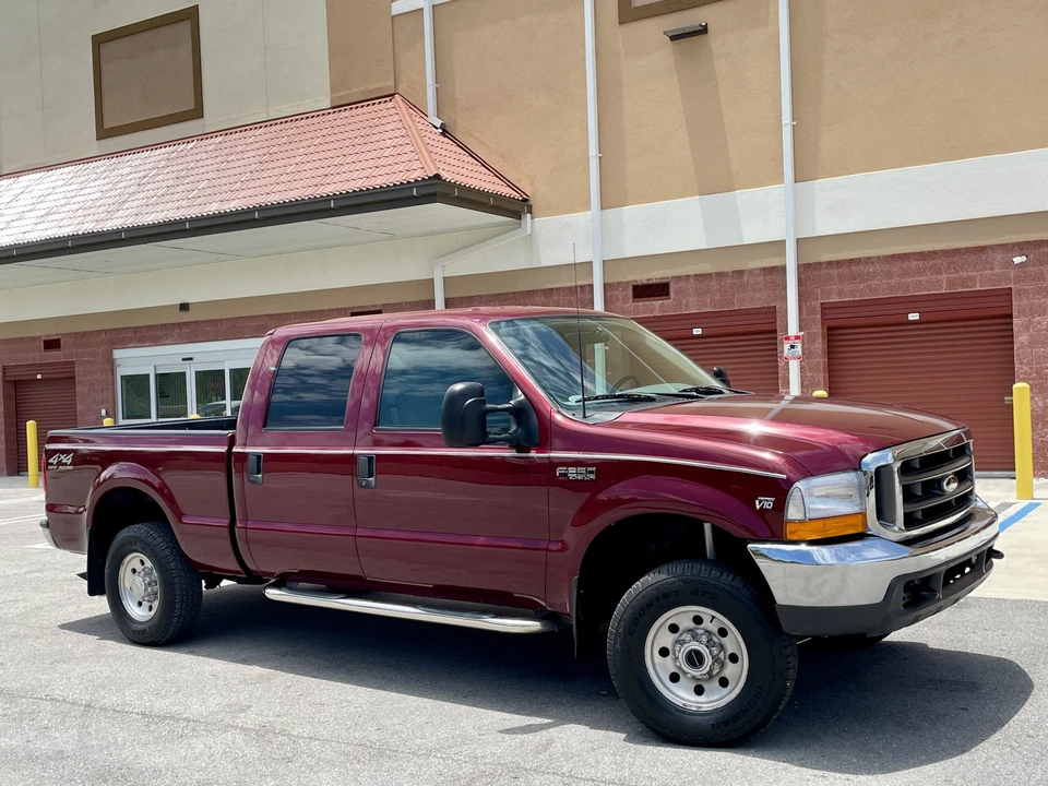 2000 Ford Super Duty 1st Gen - Image 3 of 20