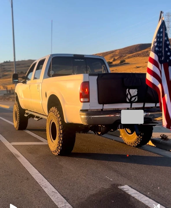 2000 Ford Super Duty 1st Gen - Image 4 of 19