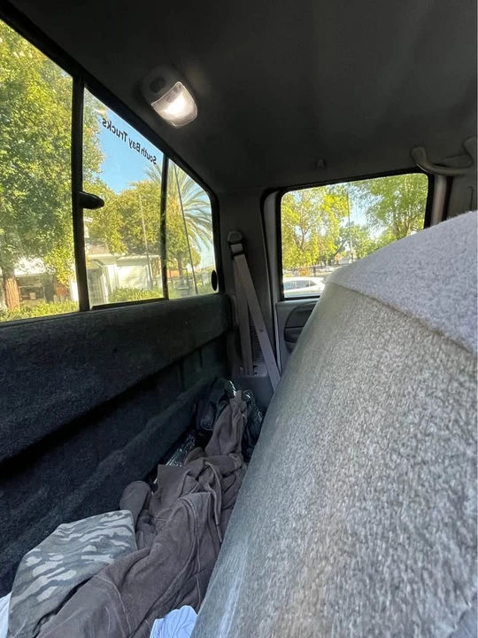 2000 Ford Super Duty 1st Gen - Image 18 of 19