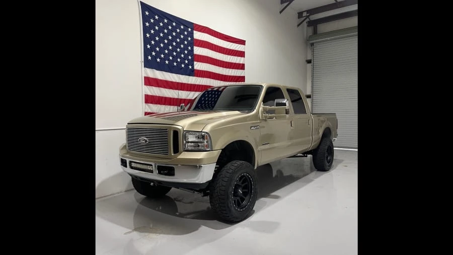 2000 Ford Super Duty 1st Gen - Image 10 of 10