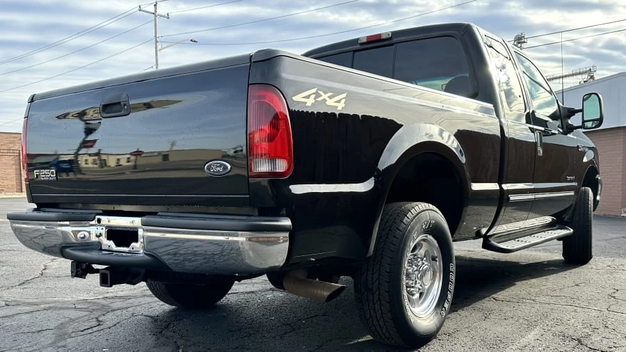2000 Ford Super Duty 1st Gen - Image 6 of 6