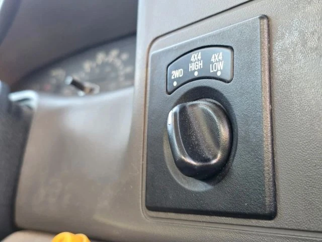 2000 Ford Super Duty 1st Gen - Image 16 of 17