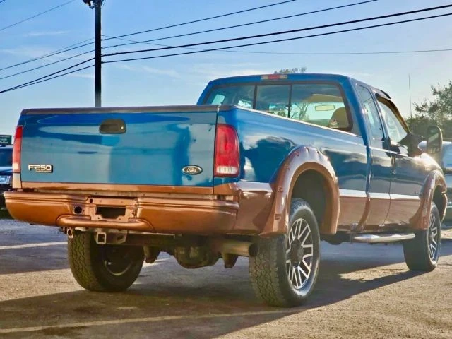 2000 Ford Super Duty 1st Gen - Image 3 of 15