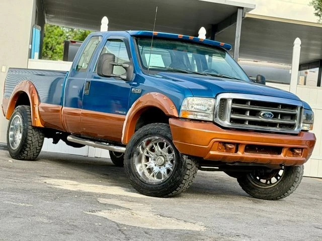 2000 Ford Super Duty 1st Gen - Image 2 of 17