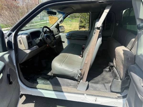 2000 Ford Super Duty 1st Gen - Image 9 of 11