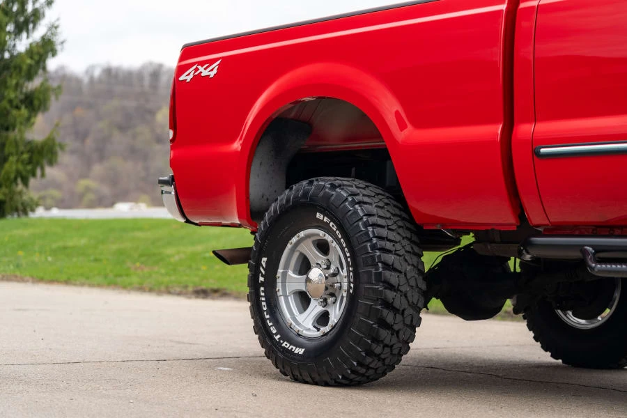 2000 Ford Super Duty 1st Gen - Image 14 of 28
