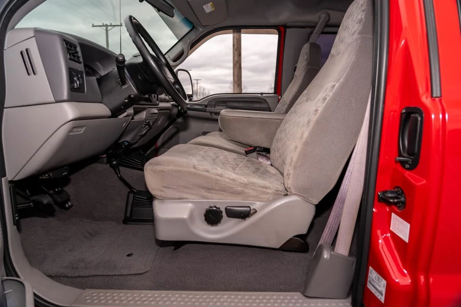 2000 Ford Super Duty 1st Gen - Image 21 of 28