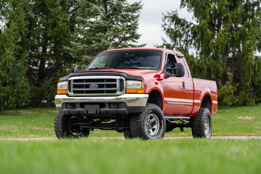 2000 Ford Super Duty 1st Gen - Image 9 of 28