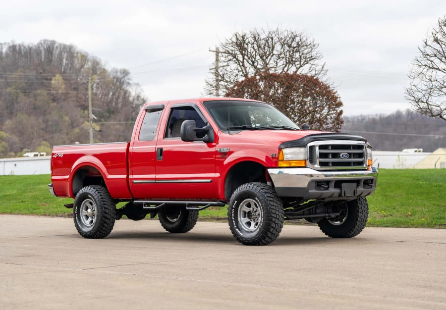 2000 Ford Super Duty 1st Gen - Image 6 of 28