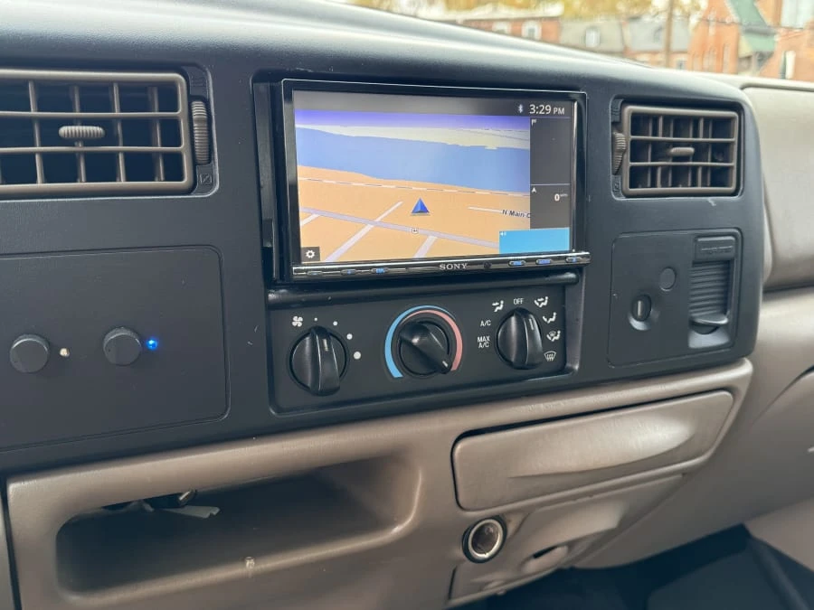 2000 Ford Super Duty 1st Gen - Image 5 of 9