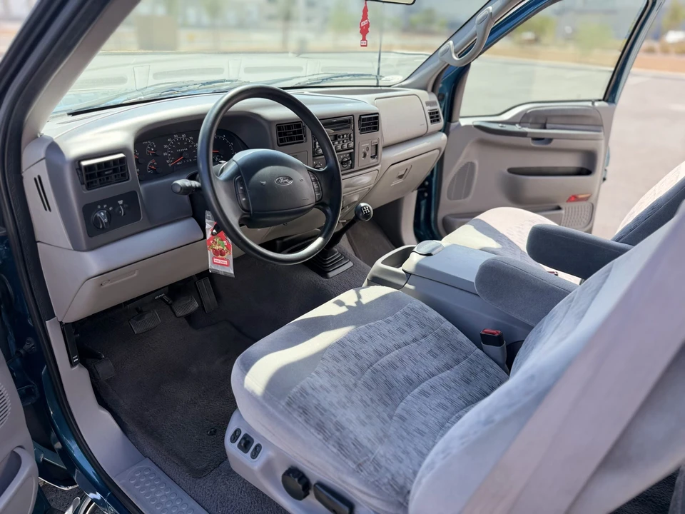 2000 Ford Super Duty 1st Gen - Image 10 of 25