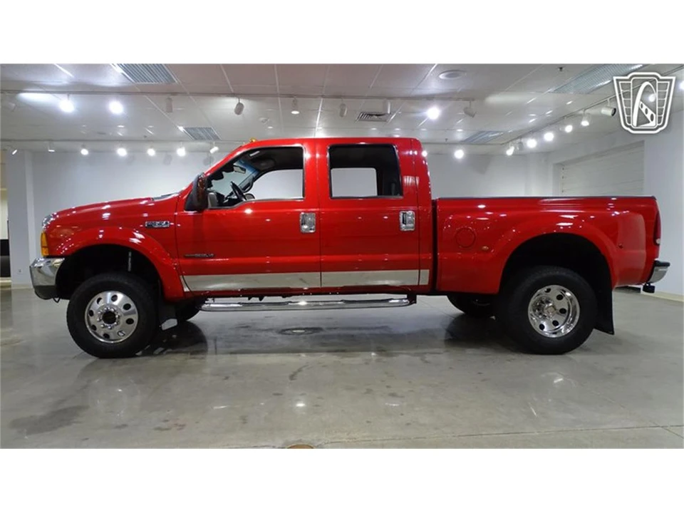 2000 Ford Super Duty 1st Gen - Image 6 of 31