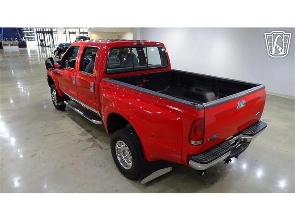 2000 Ford Super Duty 1st Gen - Image 8 of 31