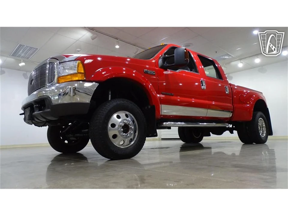 2000 Ford Super Duty 1st Gen - Image 4 of 31