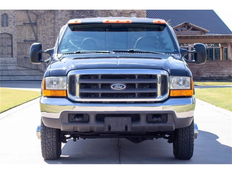 2000 Ford F-Series - Image 10 of 31