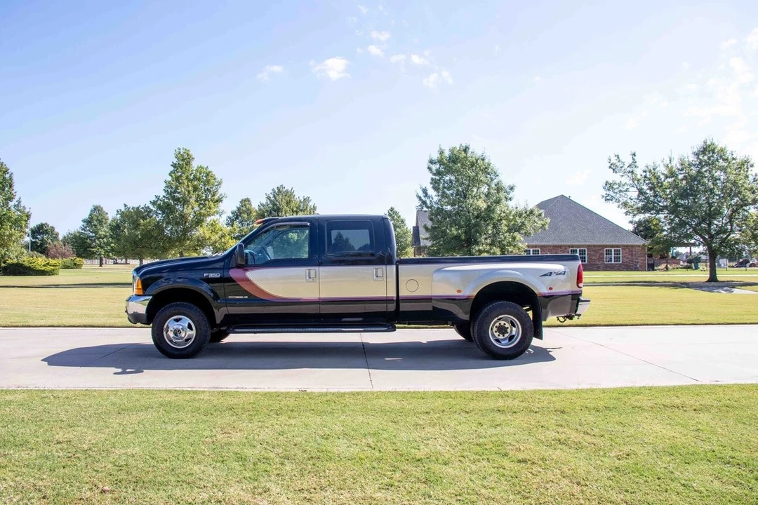 2000 Ford Super Duty 1st Gen - Image 19 of 21