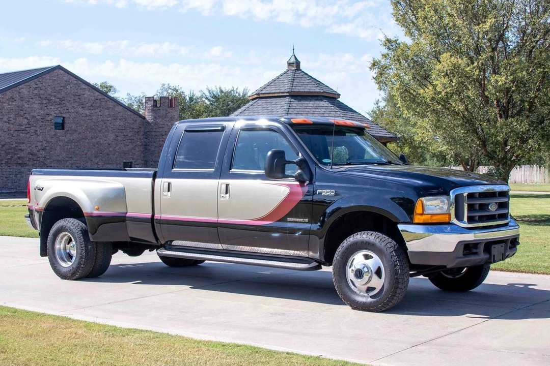 2000 Ford Super Duty 1st Gen - Image 15 of 21