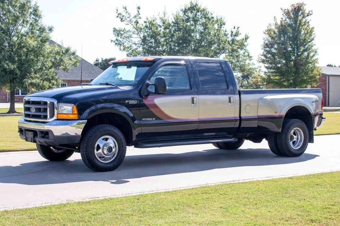 2000 Ford Super Duty 1st Gen - Image 12 of 12