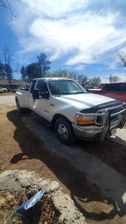 2000 Ford Super Duty 1st Gen - Image 4 of 9