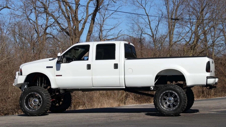 2000 Ford Super Duty 1st Gen - Image 2 of 20