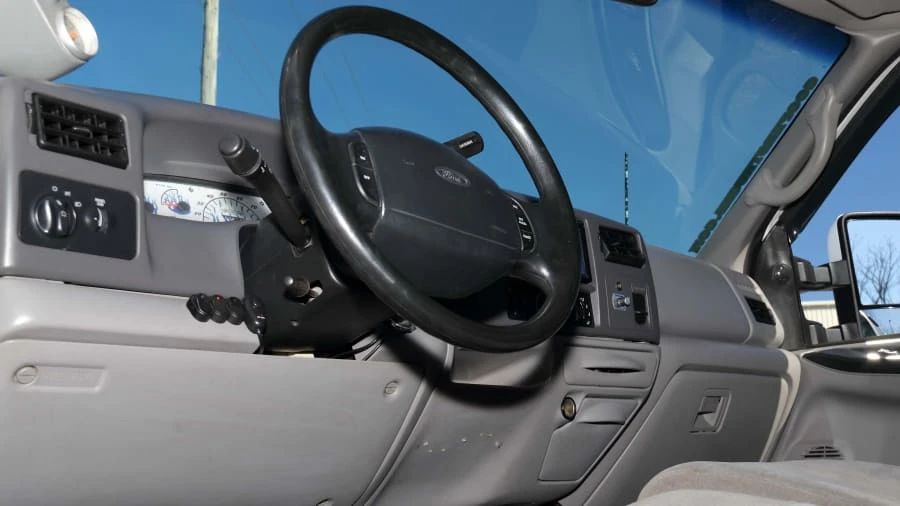 2000 Ford Super Duty 1st Gen - Image 18 of 20