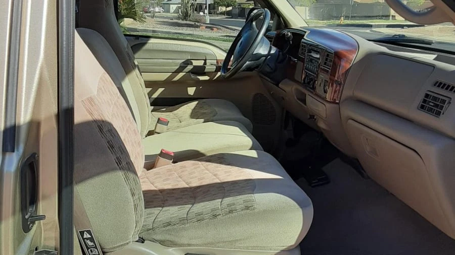 2000 Ford Super Duty 1st Gen - Image 6 of 7