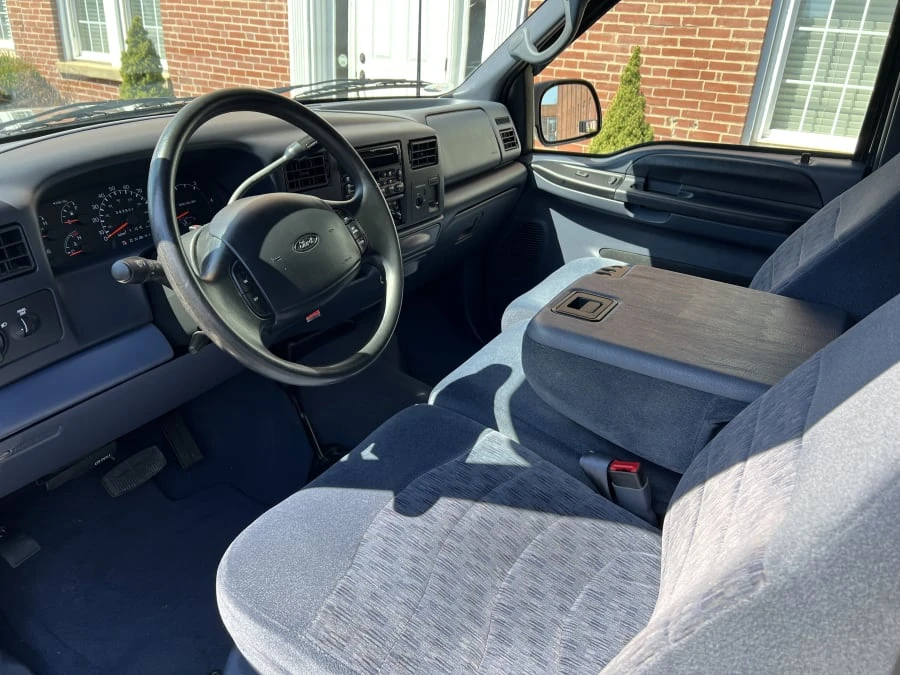 2000 Ford Super Duty 1st Gen - Image 5 of 9