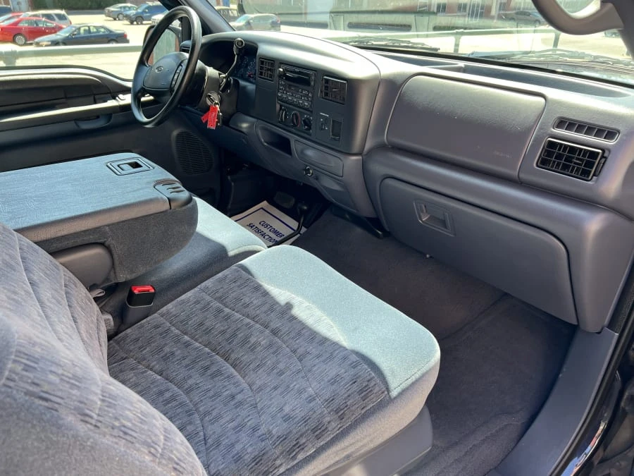 2000 Ford Super Duty 1st Gen - Image 6 of 9
