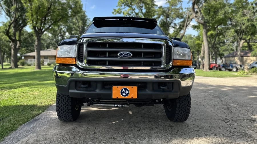 2000 Ford Super Duty 1st Gen - Image 3 of 8