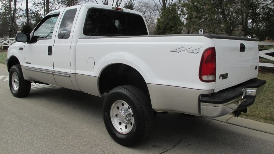 2000 Ford Super Duty 1st Gen - Image 3 of 20