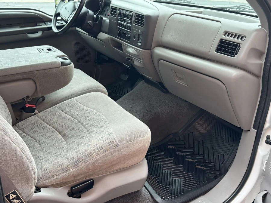 2000 Ford Super Duty 1st Gen - Image 5 of 8
