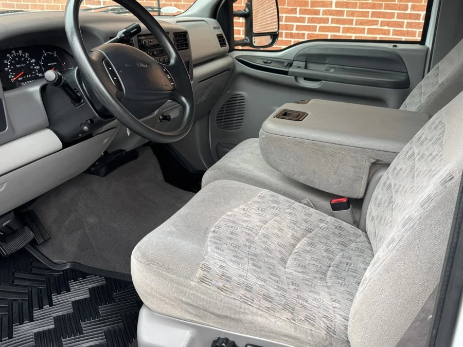 2000 Ford Super Duty 1st Gen - Image 4 of 8