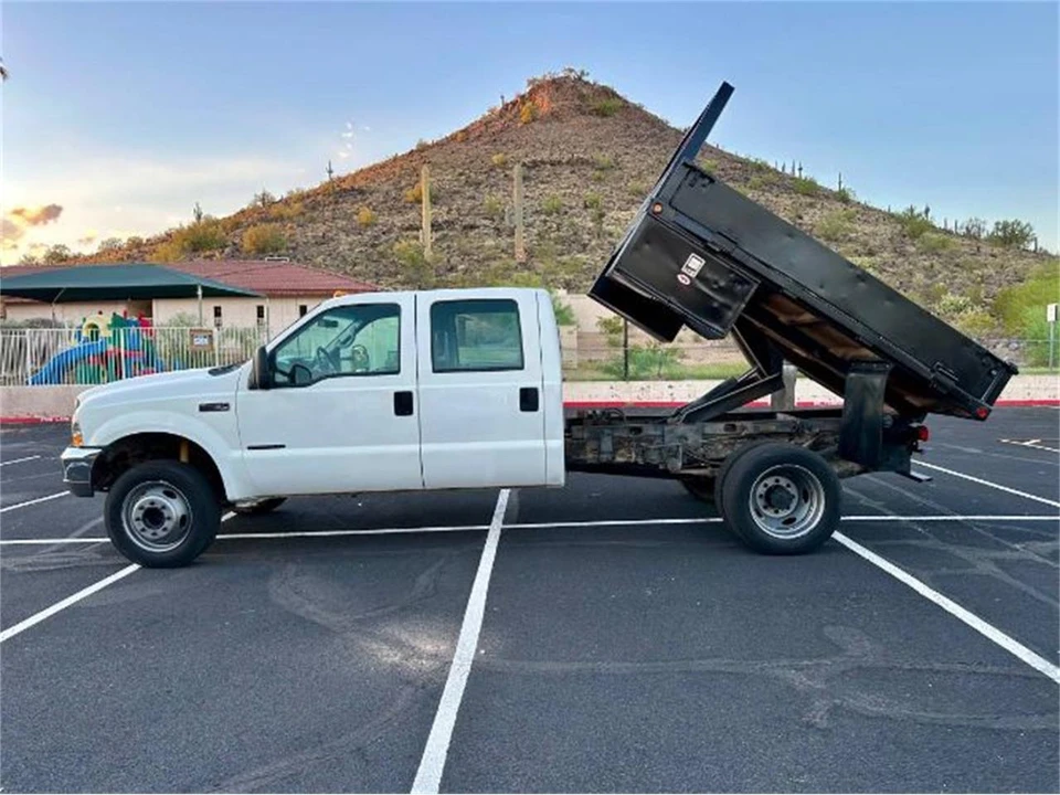 2000 Ford Super Duty 1st Gen - Image 7 of 25
