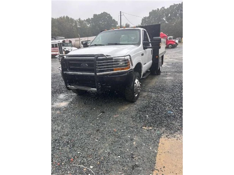 2000 Ford Super Duty 1st Gen - Image 3 of 7