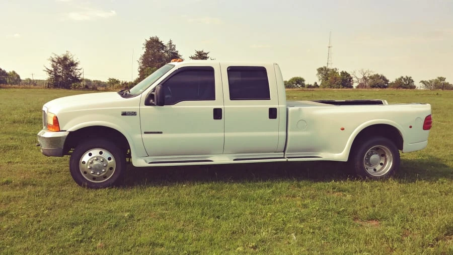 2000 Ford Super Duty 1st Gen - Image 7 of 19