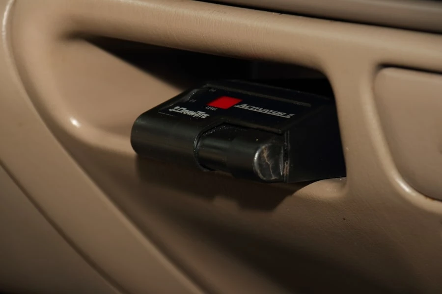 2000 Ford Super Duty 1st Gen - Image 23 of 31