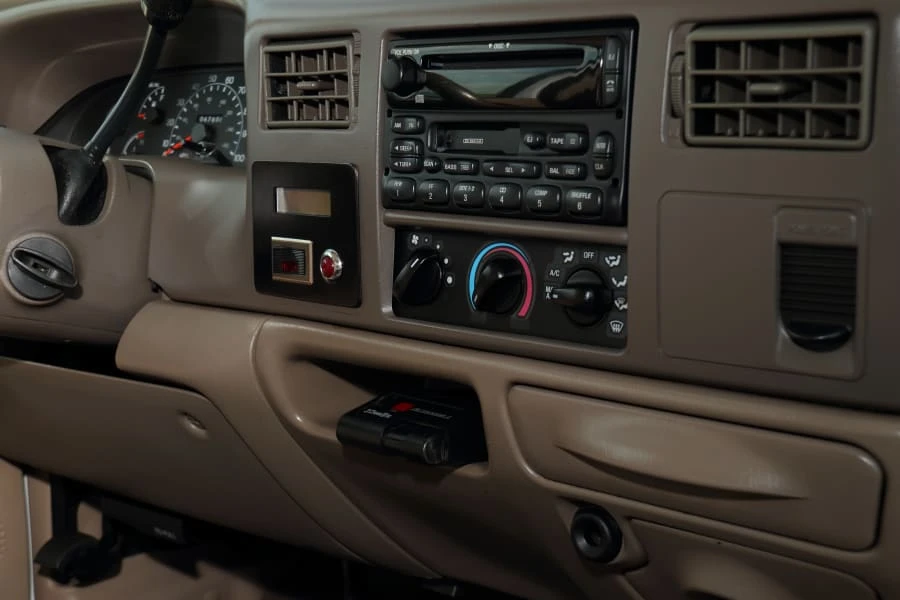 2000 Ford Super Duty 1st Gen - Image 24 of 31
