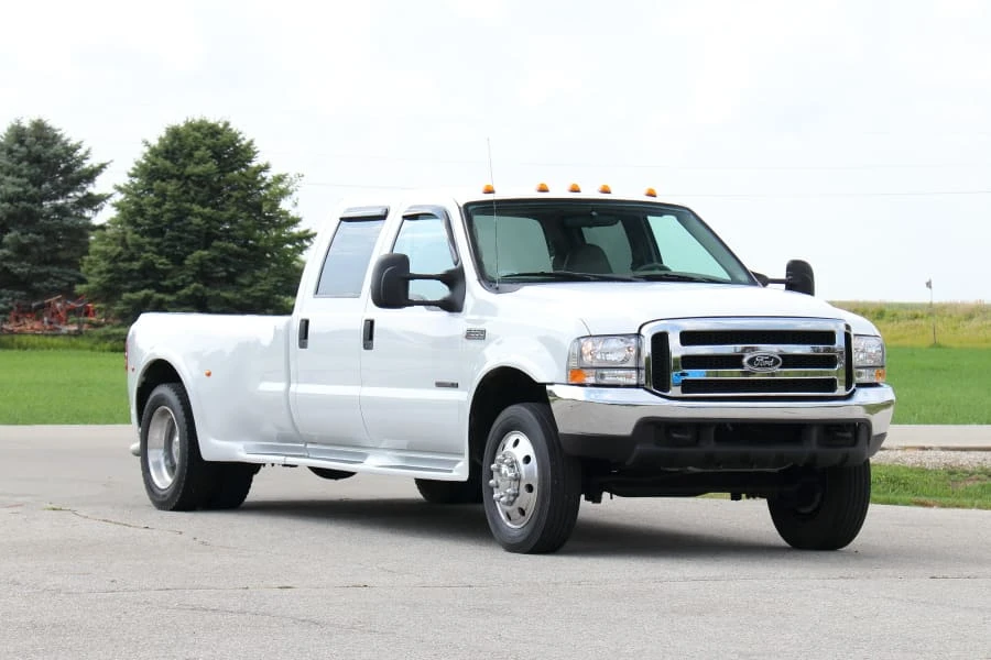 2000 Ford Super Duty 1st Gen - Image 6 of 31