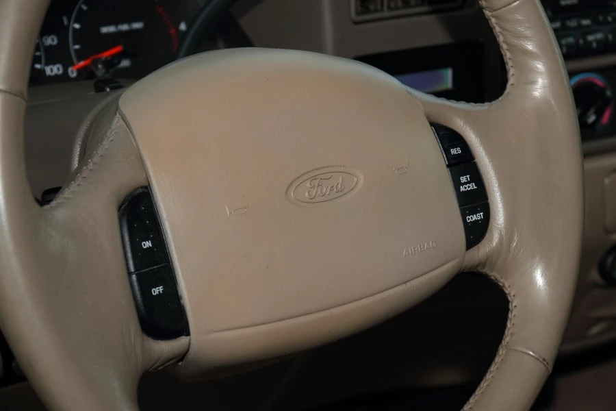 2000 Ford Super Duty 1st Gen - Image 21 of 31
