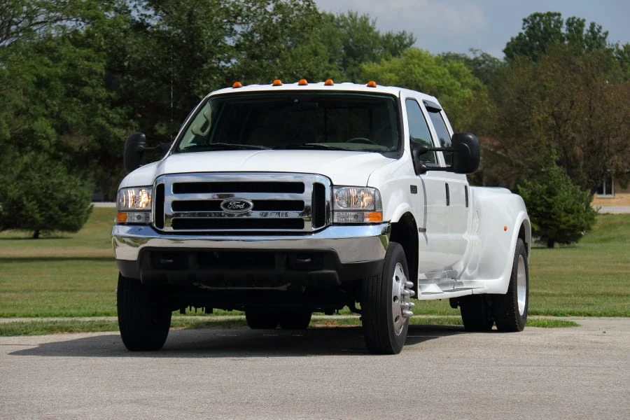 2000 Ford Super Duty 1st Gen - Image 8 of 31